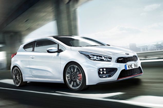Kia ���������� ���������� Renault Megane RS � Pro_cee�d GT