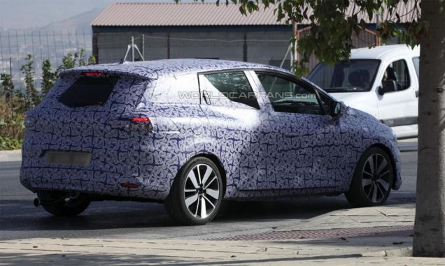Renault ��������� ��������� Clio Sports Tourer