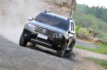 Renault поднял цены на Duster и Logan
